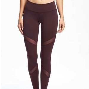 Old navy compression leggings medium